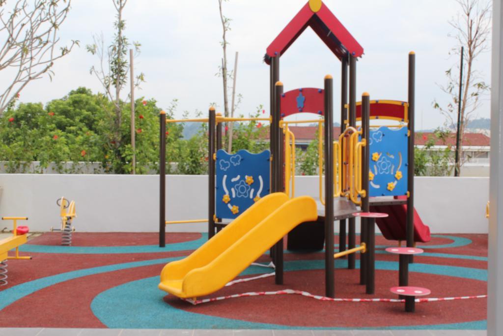 Galleria Equine Park Seri Kembangan Esterno foto